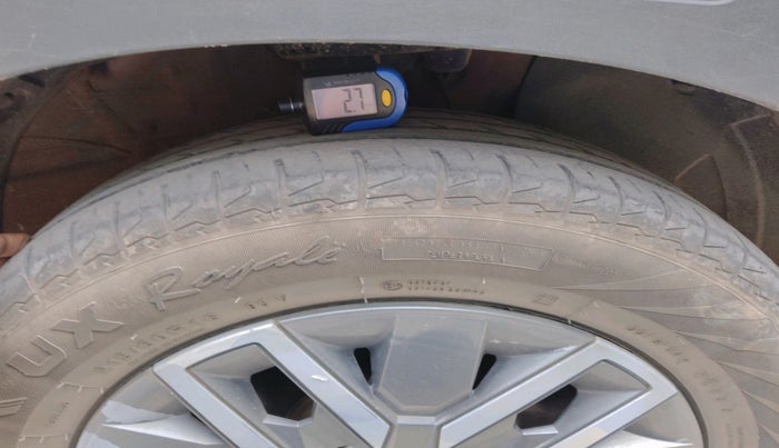 2021 Hyundai VENUE SX 1.0 TURBO IMT, Petrol, Manual, 52,805 km, tyre