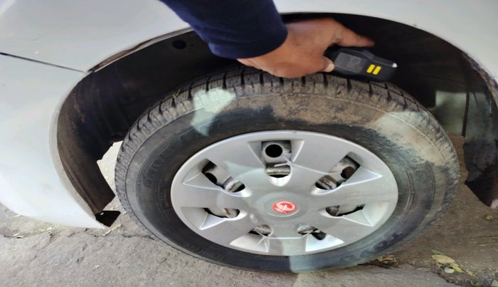 2018 Maruti Wagon R 1.0 LXI CNG, Petrol, Manual, 67,201 km, tyre