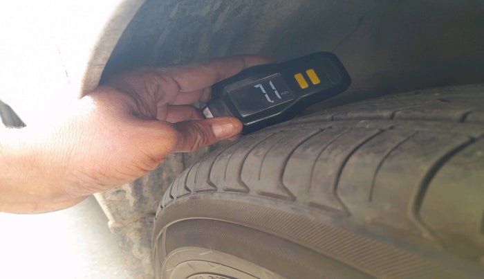 2020 Hyundai AURA S 1.2, Petrol, Manual, 67,193 km, tyre