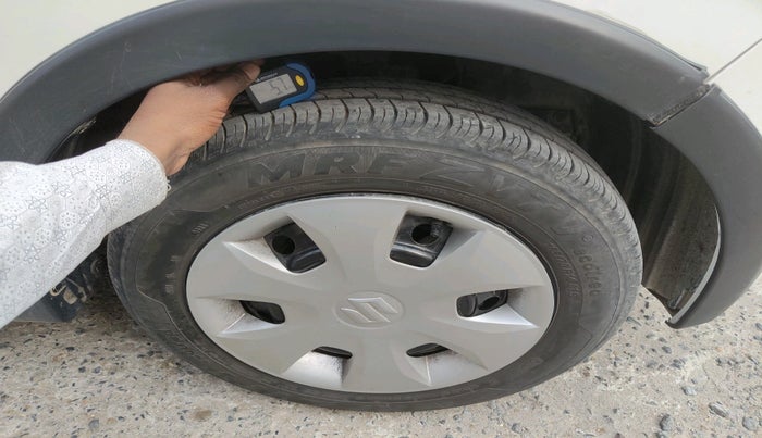 2024 Maruti New Wagon-R VXI CNG 1.0, Petrol, Manual, 6,864 km, tyre