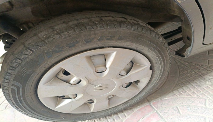 2011 Maruti Wagon R 1.0 LXI, Petrol, Manual, 46,645 km, tyre