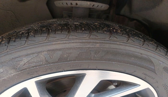 2021 Volkswagen Polo COMFORTLINE 1.0L TSI AT, Petrol, Automatic, 32,689 km, tyre