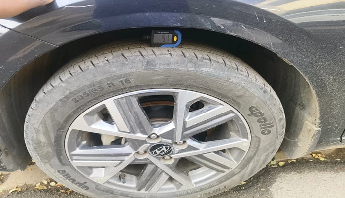 2025 Hyundai Verna SX(O) 1.5 MPI IVT , Petrol, Automatic, 11,065 km, tyre