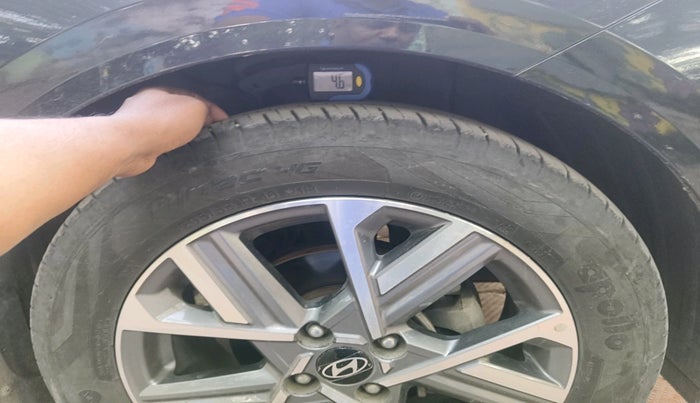 2025 Hyundai Verna SX(O) 1.5 MPI IVT , Petrol, Automatic, 11,065 km, tyre