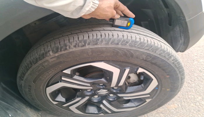 2023 Maruti BREZZA ZXI + SMART HYBRID, Petrol, Manual, 28,202 km, tyre