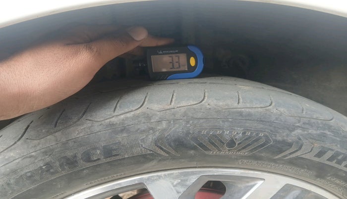 2016 Hyundai Elite i20 SPORTZ 1.2, Petrol, Manual, 1,01,776 km, tyre