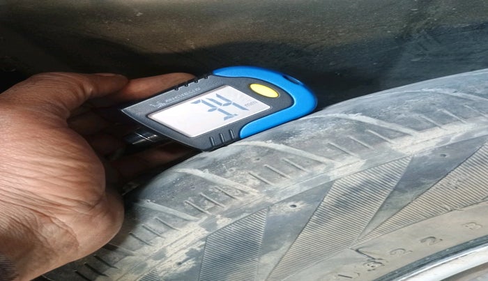 2016 Tata Tiago XZ PETROL, Petrol, Manual, 82,846 km, tyre