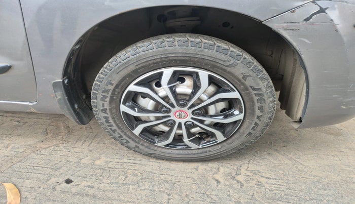 2013 Maruti Wagon R 1.0 LXI CNG, Petrol, Manual, 93,645 km, tyre