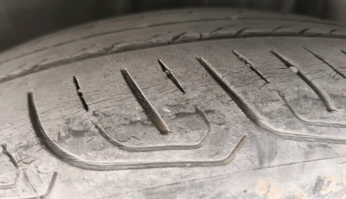 2022 Tata Tiago XZ PLUS CNG, Petrol, Manual, 42,565 km, tyre