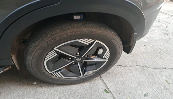 2024 Tata NEXON CREATIVE + 1.5 DIESEL, Diesel, Manual, 31,443 km, tyre