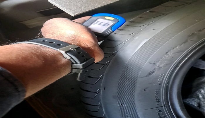 2024 Tata NEXON CREATIVE + 1.5 DIESEL, Diesel, Manual, 31,443 km, tyre