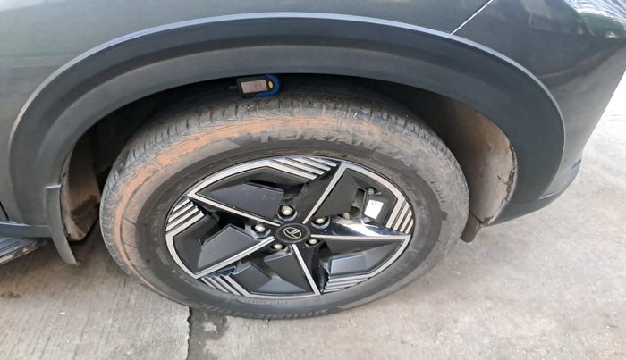 2024 Tata NEXON CREATIVE + 1.5 DIESEL, Diesel, Manual, 31,443 km, tyre