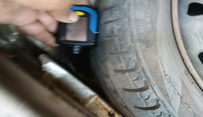 2012 Maruti Alto K10 VXI, Petrol, Manual, 1,39,016 km, tyre