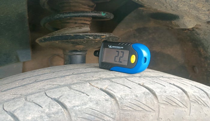 2014 Renault Duster 85 PS RXL DIESEL, Diesel, Manual, 1,36,929 km, tyre