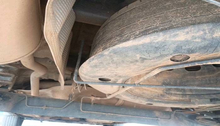 2014 Renault Duster 85 PS RXL DIESEL, Diesel, Manual, 1,36,929 km, tyre