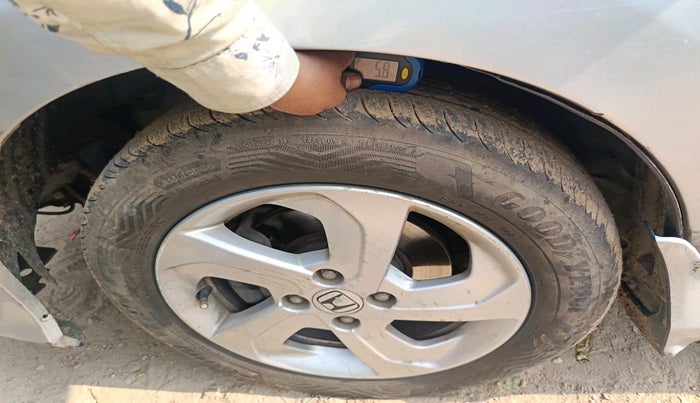 2014 Honda City 1.5L I-DTEC VX, Diesel, Manual, 2,21,896 km, tyre