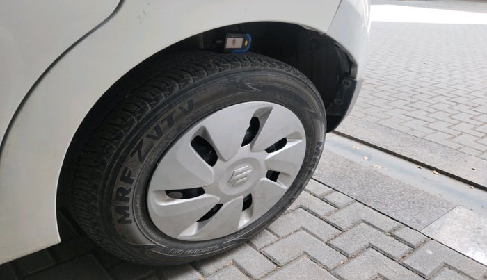 2016 Maruti Celerio VXI AMT, Petrol, Automatic, 24,538 km, tyre