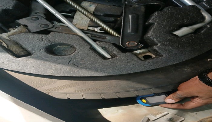 2020 Mahindra XUV300 W4 1.5 DIESEL, Diesel, Manual, 96,664 km, tyre