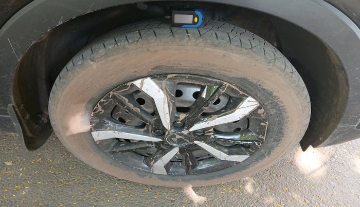 2020 Mahindra XUV300 W4 1.5 DIESEL, Diesel, Manual, 96,664 km, tyre