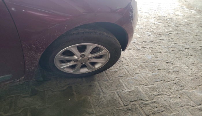 2014 Hyundai Grand i10 ASTA 1.2 KAPPA VTVT, Petrol, Manual, 1,10,070 km, tyre