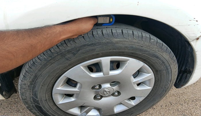 2014 Hyundai i20 MAGNA (O) 1.2, Petrol, Manual, 83,517 km, tyre