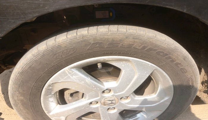 2015 Honda City 1.5L I-DTEC V, Diesel, Manual, 1,92,678 km, tyre