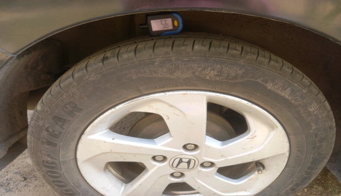 2015 Honda City 1.5L I-DTEC V, Diesel, Manual, 1,92,678 km, tyre