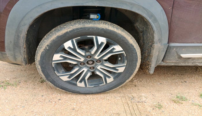 2021 Renault Kiger RXZ TURBO MT, Petrol, Manual, 1,25,687 km, tyre