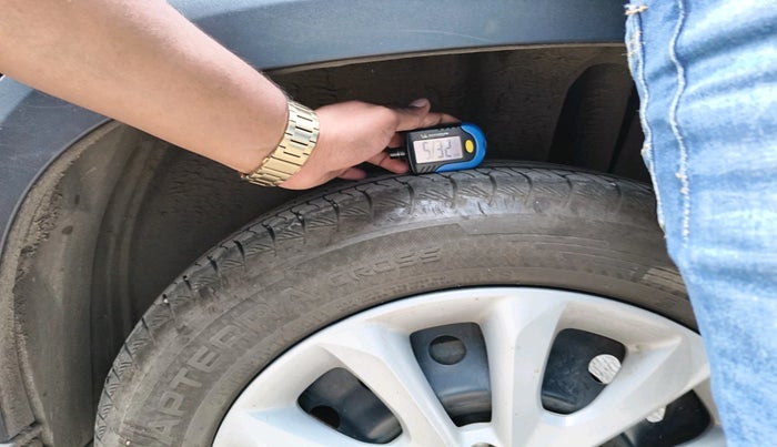 2024 Maruti Grand Vitara SIGMA SMART HYBRID, Petrol, Manual, 14,672 km, tyre