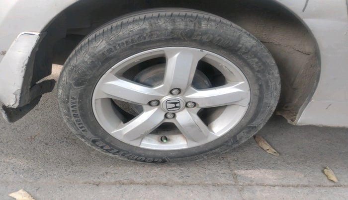 2011 Honda City 1.5L I-VTEC V AT, Petrol, Automatic, 1,42,600 km, tyre