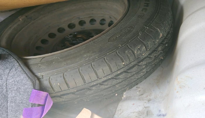 2023 Hyundai AURA S 1.2 CNG, Petrol, Manual, 51,378 km, tyre