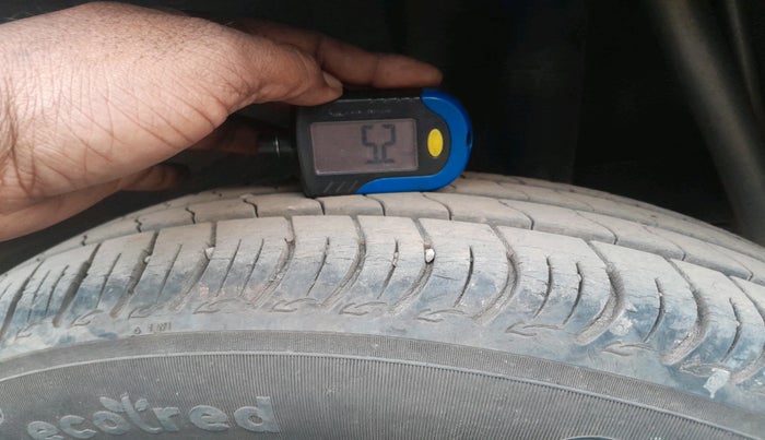 2021 Maruti S PRESSO VXI, Petrol, Manual, 13,072 km, tyre