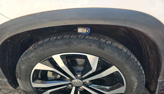 2023 MG HECTOR SMART PRO 2.0 TURBO DIESEL, Diesel, Manual, 39,351 km, tyre