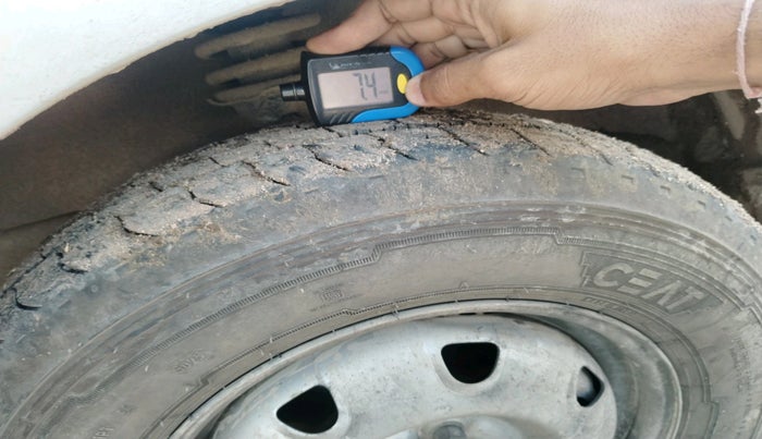 2019 Maruti Eeco 5 STR WITH A/C+HTR, Petrol, Manual, 64,402 km, tyre