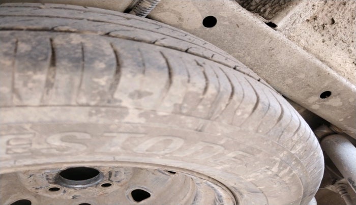 2019 Maruti Eeco 5 STR WITH A/C+HTR, Petrol, Manual, 64,402 km, tyre