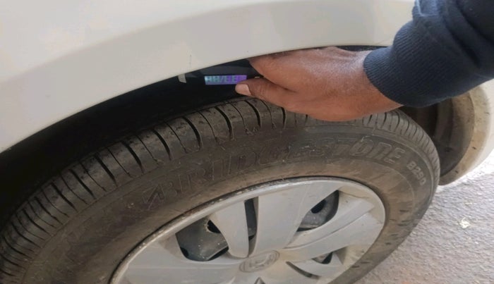 2013 Maruti Swift VXI, Petrol, Manual, 9,964 km, tyre