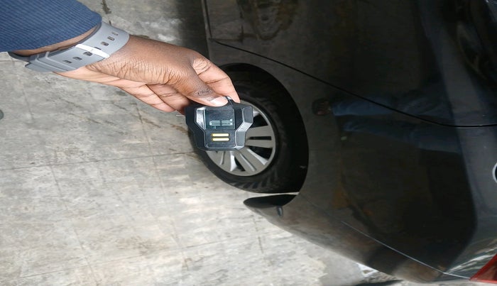 2015 Honda Jazz 1.2L I-VTEC SV, Petrol, Manual, 37,934 km, tyre