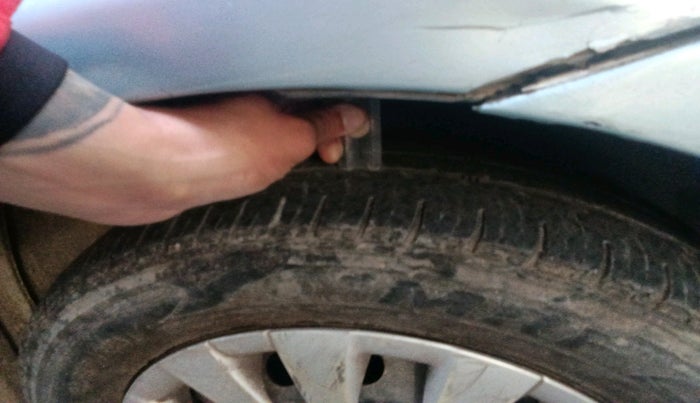 2011 Toyota Etios G, Petrol, Manual, 92,387 km, tyre