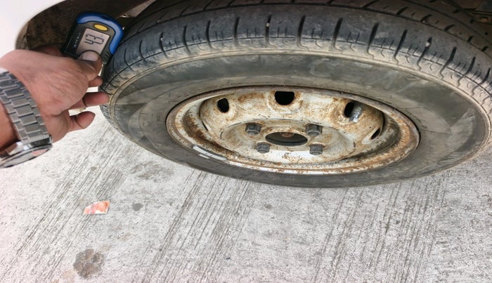 2015 Maruti OMNI E STD, Petrol, Manual, 42,081 km, tyre