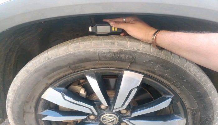 2020 MG HECTOR SHARP HYBRID 1.5 PETROL, Petrol, Manual, 48,598 km, tyre