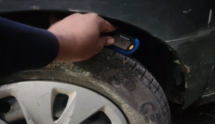 2010 Hyundai i10 SPORTZ 1.2, Petrol, Manual, 1,15,827 km, tyre