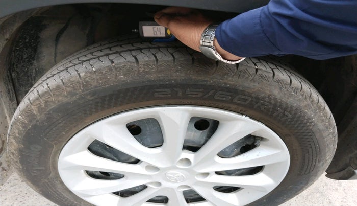 2025 Toyota URBAN CRUISER HYRYDER E NEO DRIVE, Petrol, Manual, 11,568 km, tyre