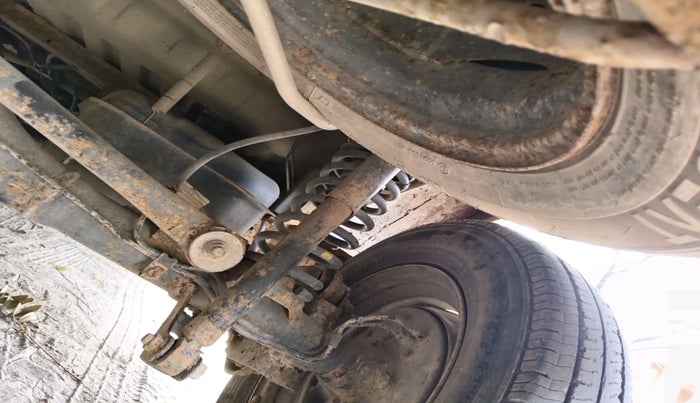 2018 Maruti Eeco 5 STR WITH A/C+HTR CNG, Petrol, Manual, 79,213 km, tyre