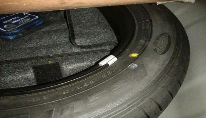 2021 KIA SONET HTX 1.0 IMT, Petrol, Manual, 35,050 km, tyre