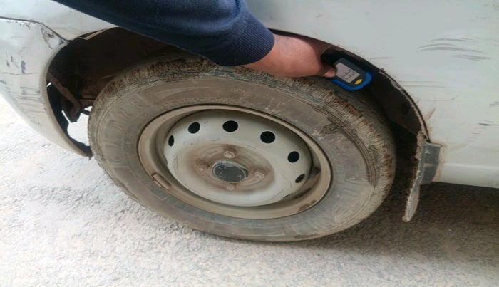 2011 Maruti Alto LXI, Petrol, Manual, 95,468 km, tyre