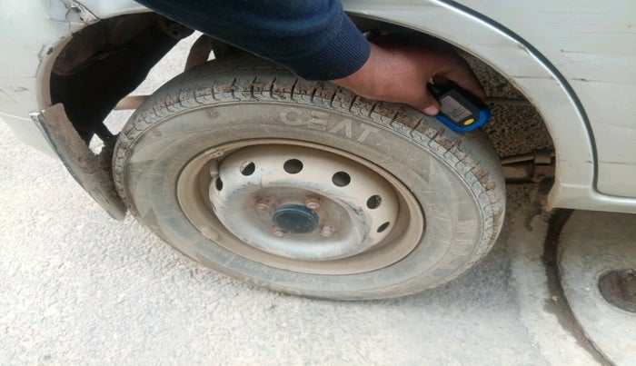 2011 Maruti Alto LXI, Petrol, Manual, 95,468 km, tyre