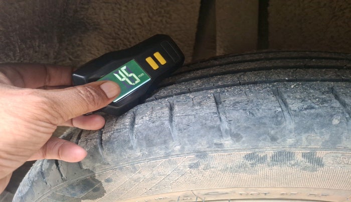 2017 Maruti Baleno ALPHA PETROL 1.2, Petrol, Manual, 36,488 km, tyre