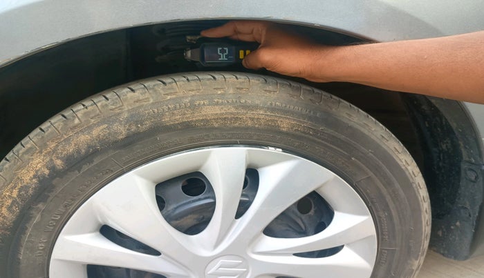 2022 Maruti Celerio VXI CNG, Petrol, Manual, 96,943 km, tyre