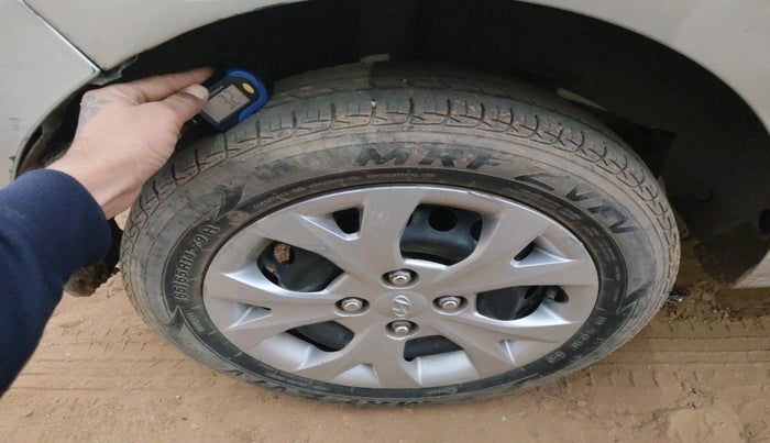 2013 Hyundai Grand i10 SPORTZ 1.2 KAPPA VTVT, Petrol, Manual, 1,15,347 km, tyre