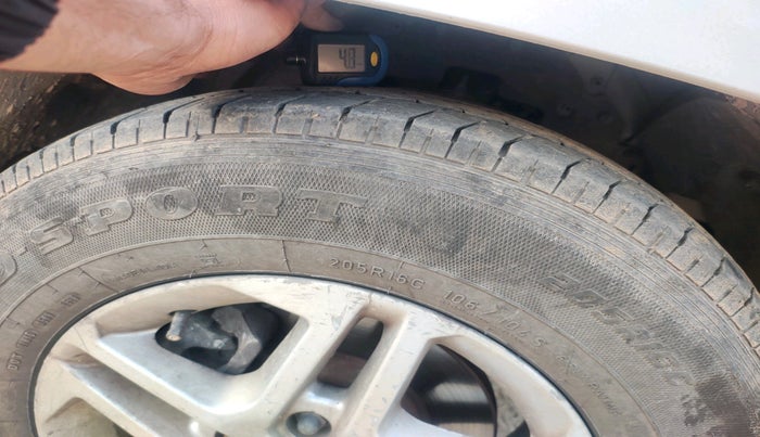 2018 Mahindra TUV 300 PLUS P8, Diesel, Manual, 77,220 km, tyre